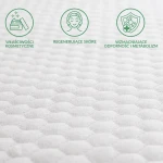 Ochraniacz na materac 60x120 pikowany SOFT-TOUCH, w kolorze białym, z widoczną strukturą w formie sześciokątów. Produkt leży płasko, na jednolitym tle.