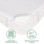 Ochraniacz na materac 90x200 cm w kolorze białym, pikowany w luksusowy wzór. Materiał miękki i elastyczny, idealnie dopasowuje się do materaca. Widoczny uchwyt do mocowania.