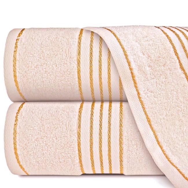 Komplet ręczników z bawełny w eco pudełku krem i jasny zielony z bordiurą w złote paski 500 g/m2 TIWANO 4 kpl.